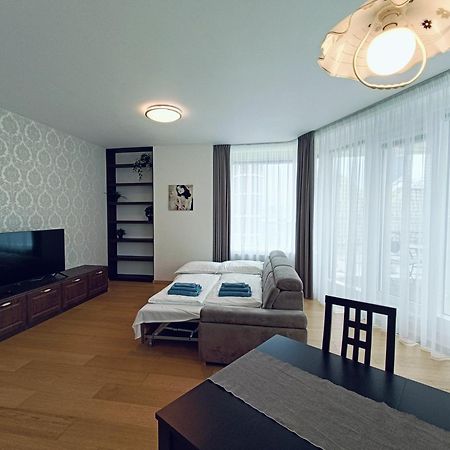 Sag Panorama City Apartment 3 Rooms Free Parking Free Wifi 布拉迪斯拉发 外观 照片