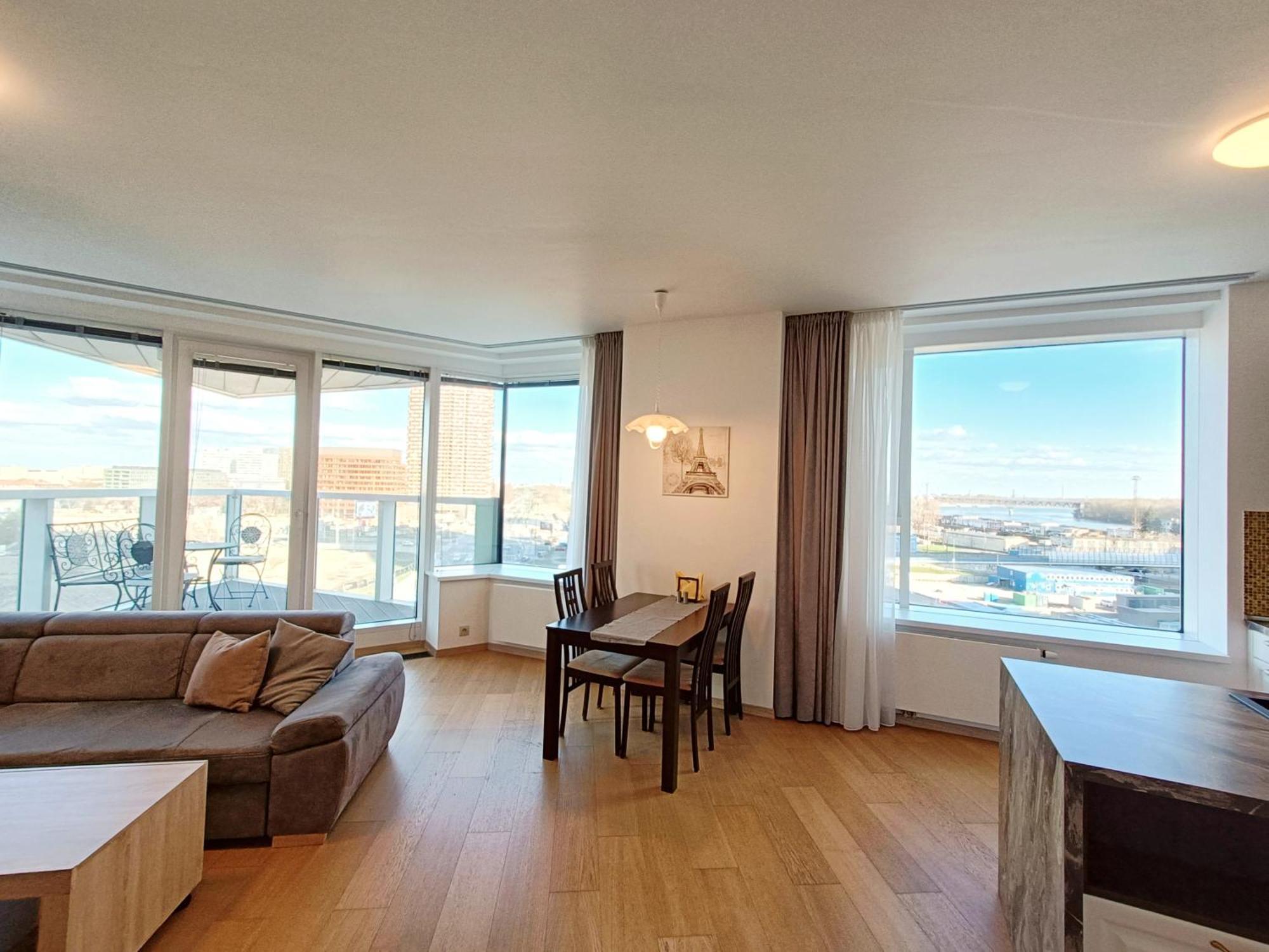 Sag Panorama City Apartment 3 Rooms Free Parking Free Wifi 布拉迪斯拉发 外观 照片