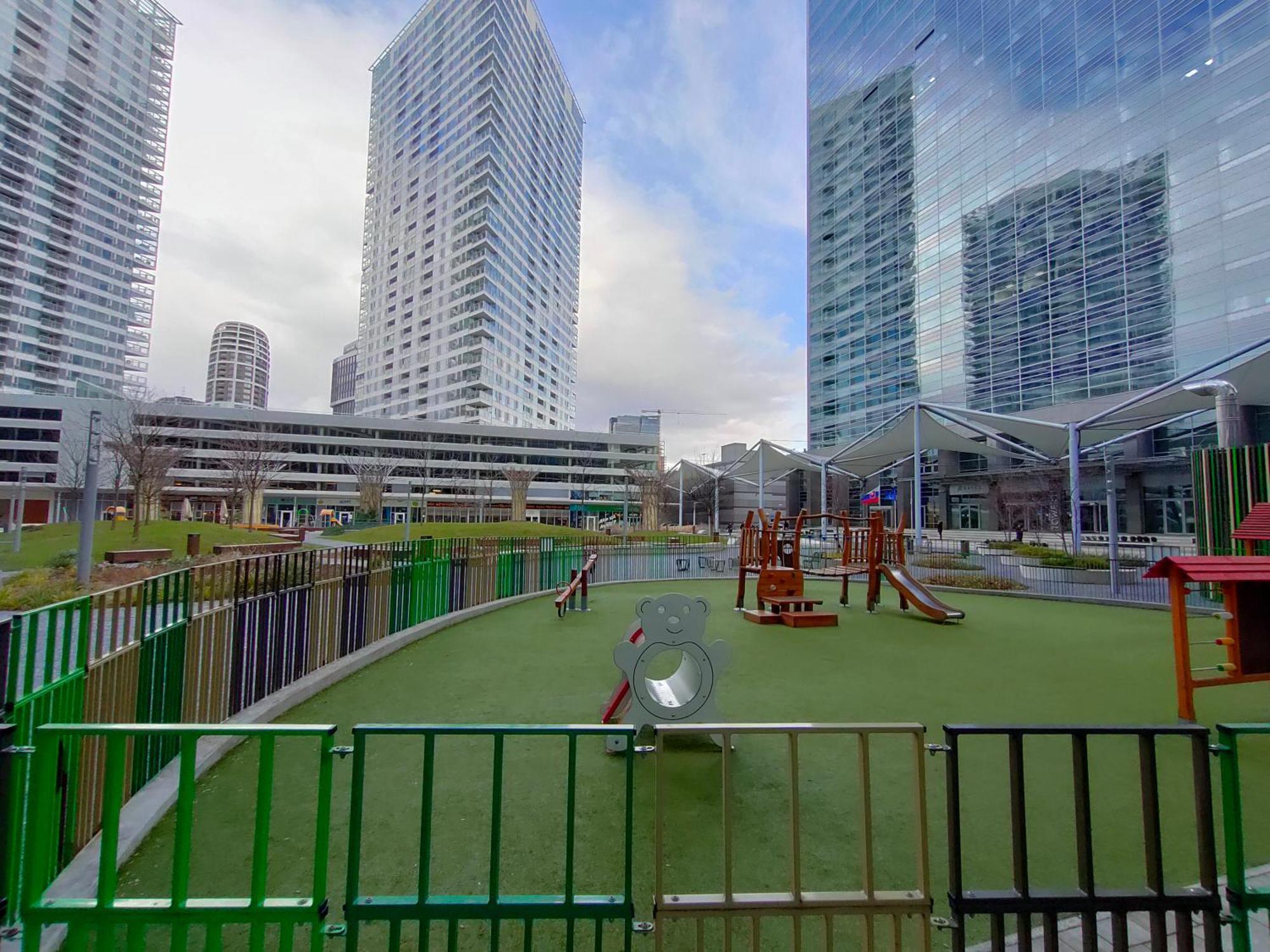 Sag Panorama City Apartment 3 Rooms Free Parking Free Wifi 布拉迪斯拉发 外观 照片