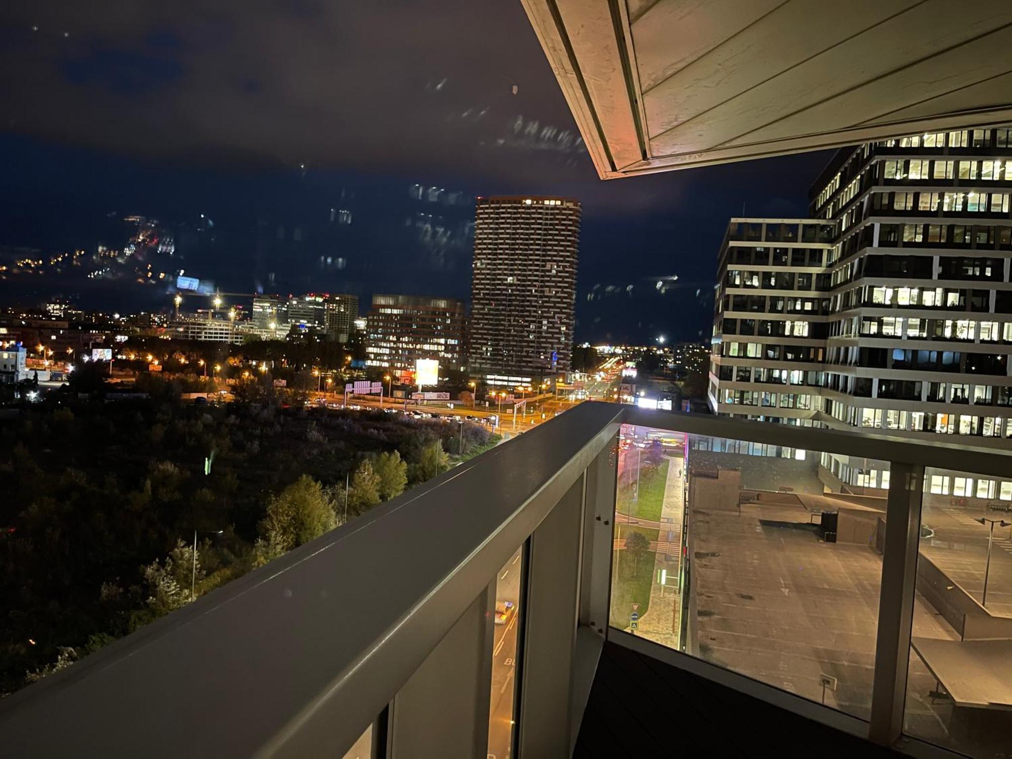 Sag Panorama City Apartment 3 Rooms Free Parking Free Wifi 布拉迪斯拉发 外观 照片