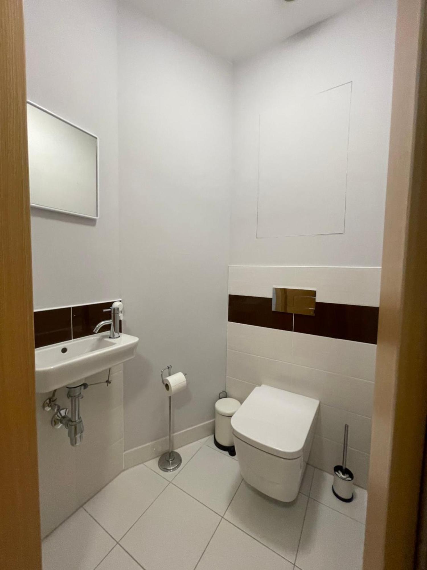 Sag Panorama City Apartment 3 Rooms Free Parking Free Wifi 布拉迪斯拉发 外观 照片