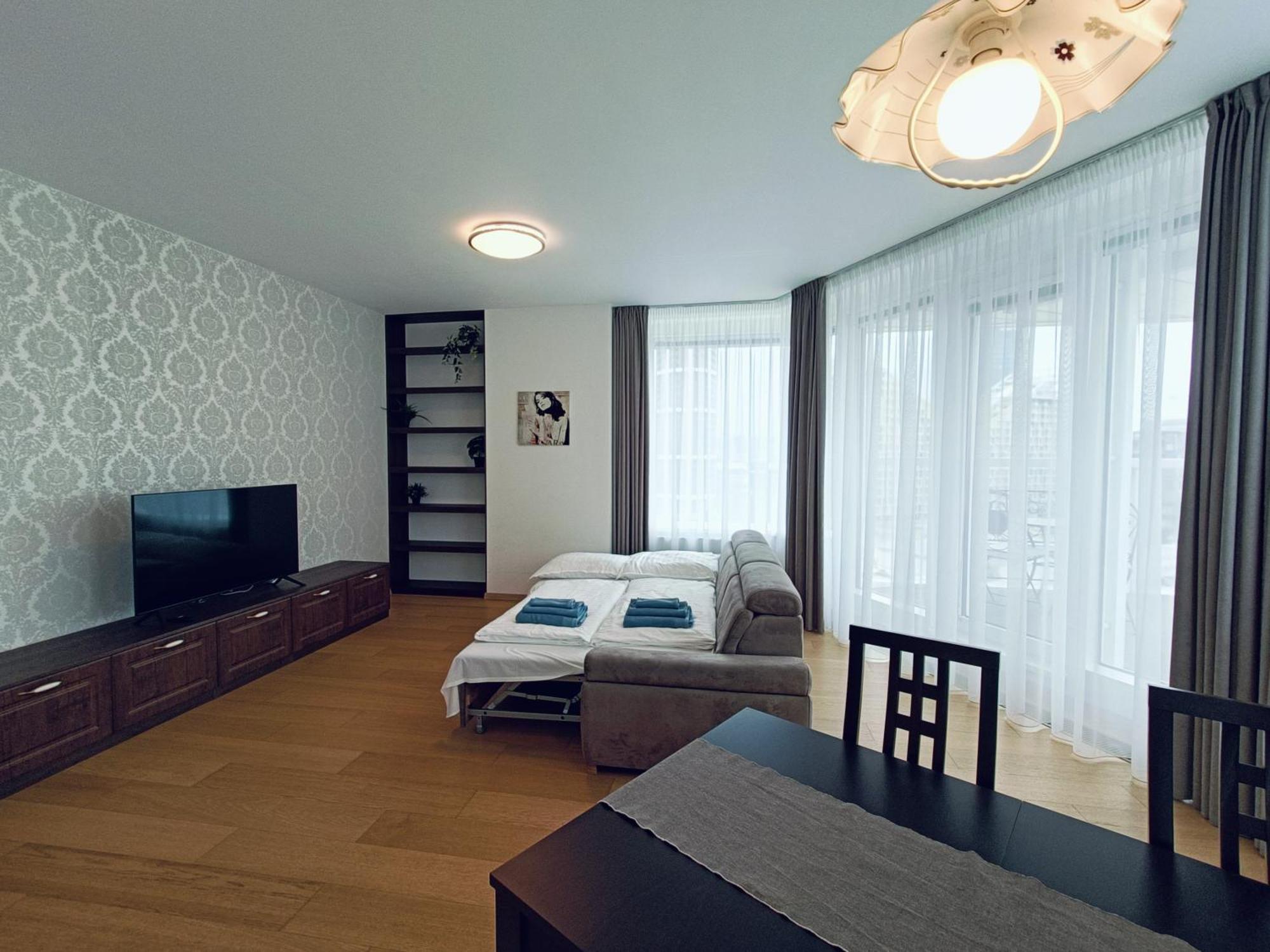 Sag Panorama City Apartment 3 Rooms Free Parking Free Wifi 布拉迪斯拉发 外观 照片